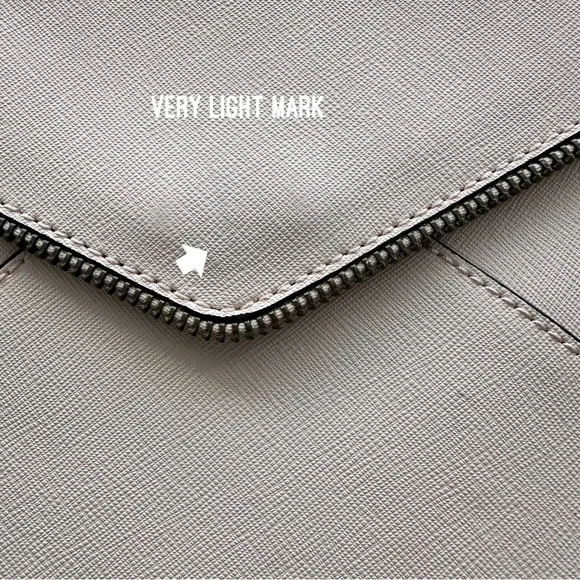 REBECCA MINKOFF Barely Pink Leo Envelope Clutch Zipper Trim Designer READ - Picture 3 of 7